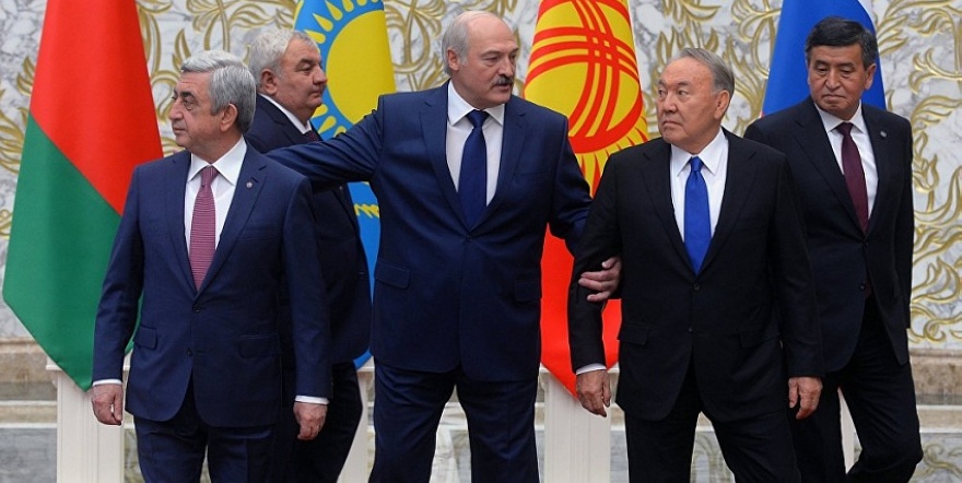 Поможет ли евразийский сценарий экономике Беларуси?