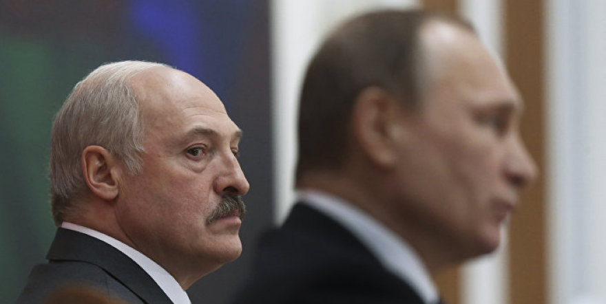 Гибридная дружба: Лукашенко чувствует угрозу «нового дыхания» Путина